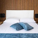 Гостевой дом Napoli Central Stay 3*