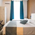 Napoli Central Stay