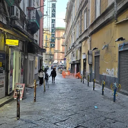 Napoli Central Stay 3* Napoli