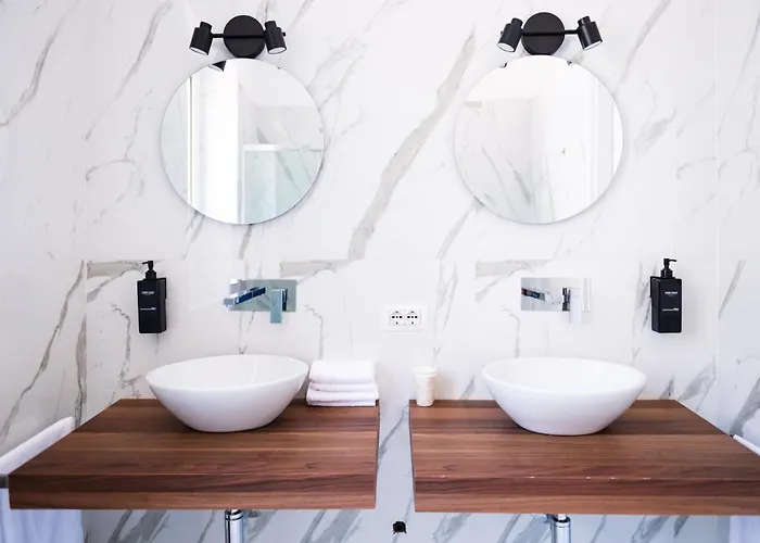 Napoli Central Stay Πανσιόν