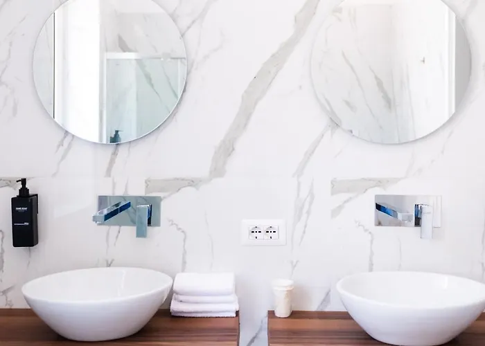 Napoli Central Stay 3*