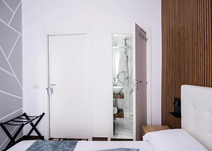 Napoli Central Stay 3*