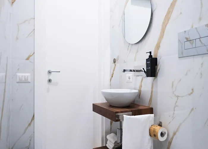 Napoli Central Stay Πανσιόν 3*